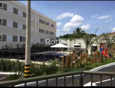 Apartamento com 2 Quartos para alugar, 45m² no Chácaras Tubalina e Quartel, Uberlândia