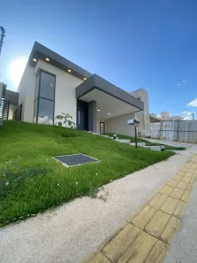 Casa de Condomínio com 3 Quartos à venda, 180m² no Jardins Nápoles, Senador Canedo