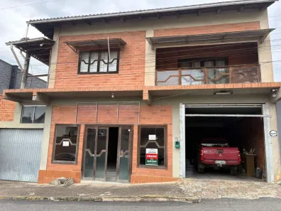 Sobrado com 4 Quartos à venda, 554m² no Nova Esperança, Guaramirim