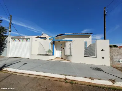 Casa com 3 Quartos à venda, 128m² no Jardim das Tulipas, Holambra