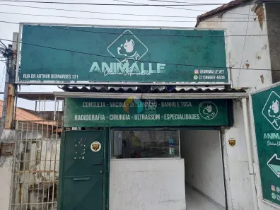 Ponto Comercial à venda, 100m² no Barro Vermelho, São Gonçalo