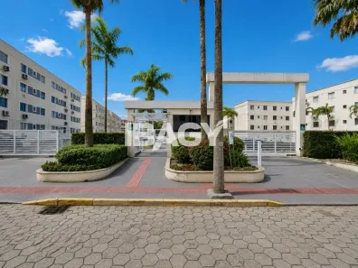 Apartamento com 2 Quartos para alugar, 48m² no Roçado, São José