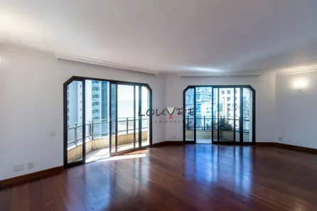Apartamento com 3 Quartos para alugar, 240m² no Itaim Bibi, São Paulo