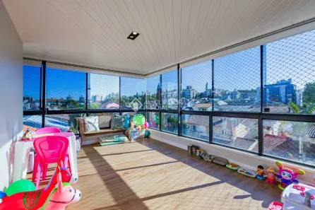 Apartamento com 3 Quartos à venda, 136m² no Jardim Lindóia, Porto Alegre