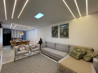 Sobrado com 4 Quartos à venda, 160m² no Guilhermina, Praia Grande