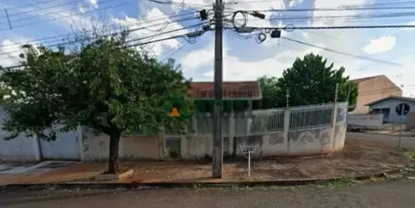 Casa com 3 Quartos à venda, 110m² no Aeroporto, Londrina