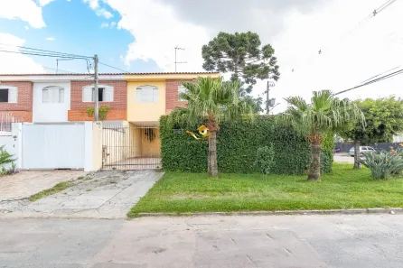 Sobrado com 3 Quartos à venda, 124m² no Guaíra, Curitiba