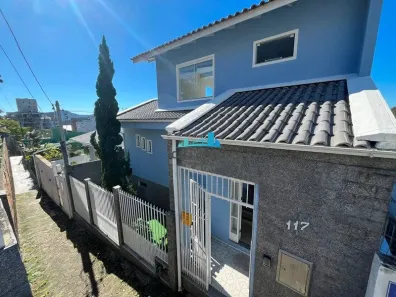 Casa com 4 Quartos à venda, 180m² no Agronômica, Florianópolis