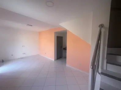 Casa de Condomínio com 4 Quartos para alugar, 160m² no Catu de Abrantes (Abrantes), Camaçari