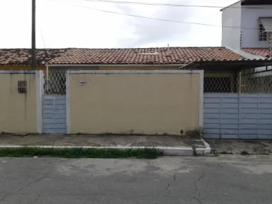 Casa com 2 Quartos para alugar, 79m² no Jatiúca, Maceió