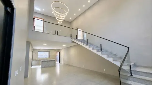 Sobrado com 4 Quartos à venda, 230m² no Parque Anhanguera, Goiânia