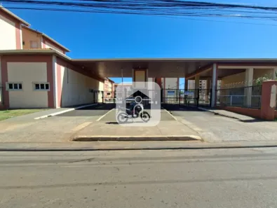 Apartamento com 2 Quartos para alugar, 43m² no Conjunto Alvorada, Uberlândia
