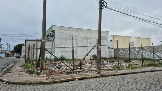 Lote/Terreno à venda, 200m² no Jundiapeba, Mogi das Cruzes