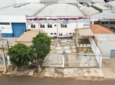 com 1 Quarto para alugar, 980m² no Parque Comercial Quati, Londrina
