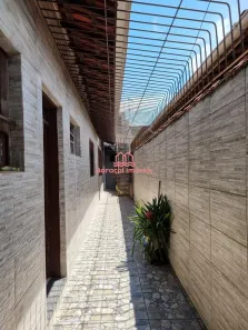 Casa com 3 Quartos à venda, 123m² no Maracanã, Praia Grande