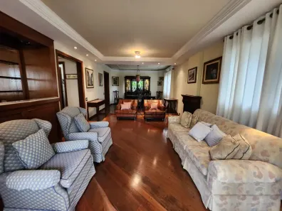 Apartamento com 3 Quartos para alugar, 210m² no Vila Nova Conceição, São Paulo