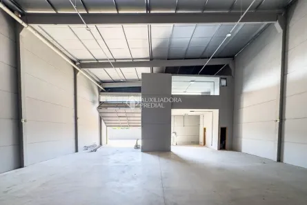 Galpão/Depósito/Armazém para alugar, 400m² no Santa Rosa de Lima, Porto Alegre