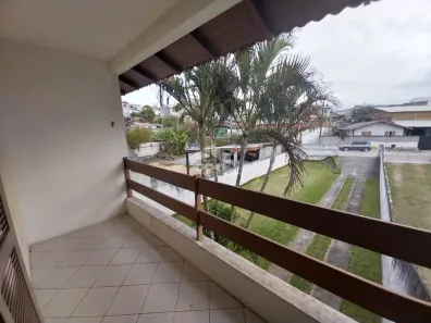 Casa com 3 Quartos à venda, 114m² no Serraria, São José