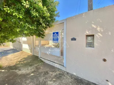Casa com 2 Quartos para alugar, 150m² no Palmital, Marília