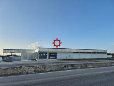 Ponto Comercial para alugar, 2100m² no BR-232,