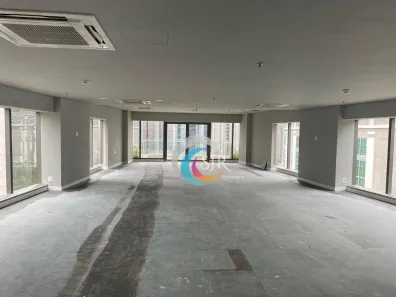 Sala Comercial para alugar, 300m² no Vila Olímpia, São Paulo