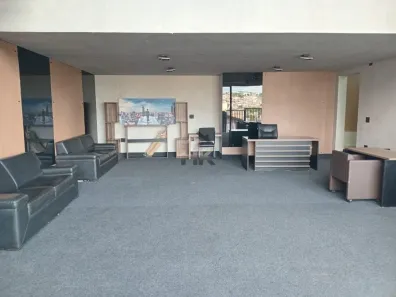 Prédio Comercial para alugar, 300m² no Jardim Icatu, Votorantim