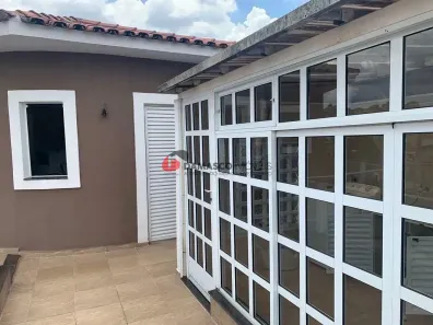 Sobrado com 3 Quartos à venda, 250m² no Sítio da Figueira, São Paulo