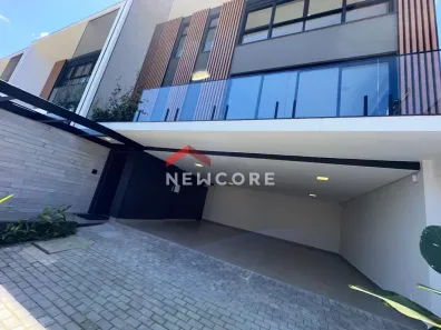 Sobrado com 3 Quartos à venda, 291m² no América, Joinville