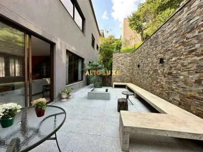 Casa com 4 Quartos à venda, 700m² no Vale dos Cristais, Nova Lima