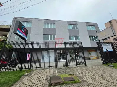 Apartamento com 3 Quartos para alugar, 90m² no Água Verde, Curitiba