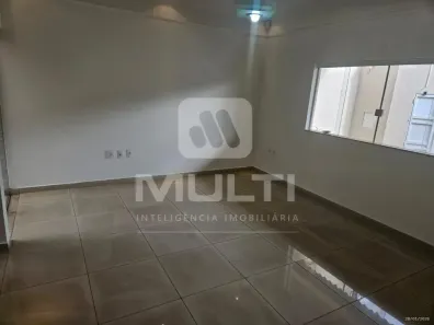 Casa com 3 Quartos à venda, 180m² no Brasil, Uberlândia