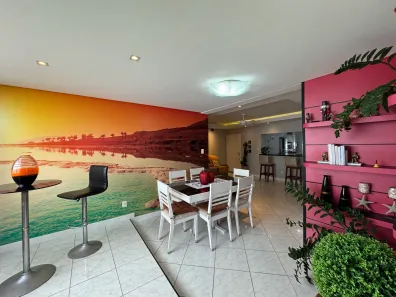 Apartamento com 3 Quartos para alugar, 180m² no Centro, Balneário Camboriú
