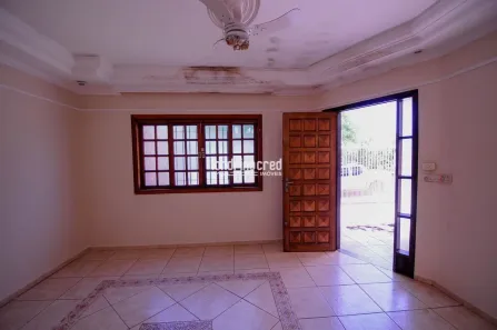 Casa com 3 Quartos à venda, 160m² no Alpes, Londrina