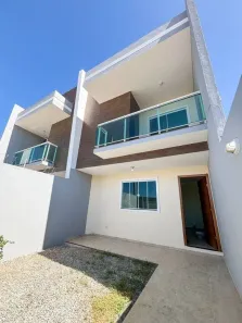 Casa com 2 Quartos à venda, 95m² no Lagoa, Macaé
