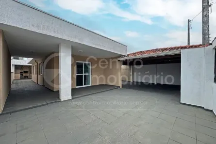 Casa com 3 Quartos à venda, 158m² no Josedy, Peruíbe