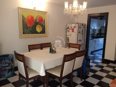 Sobrado com 3 Quartos à venda, 198m² no Jardim Ermida I, Jundiaí