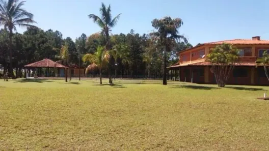 Fazenda/Sítio com 4 Quartos à venda, 1468m² no Vila Nova, Rancharia