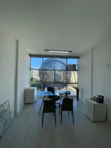 Sala Comercial à venda, 28m² no Centro, Niterói