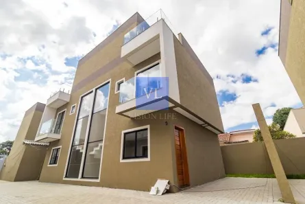 Sobrado com 4 Quartos à venda, 122m² no Uberaba, Curitiba