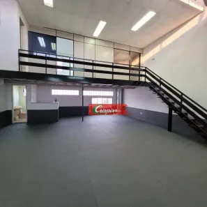Ponto Comercial para venda ou aluguel, 367m² no Vila Galvão, Guarulhos