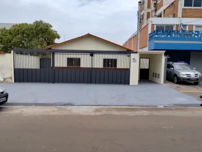 Casa com 1 Quarto para alugar, 40m² no Jardim América, Goiânia