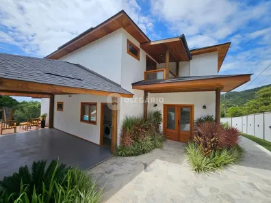 Casa com 6 Quartos à venda, 430m² no , Penha