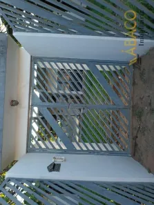 Casa com 3 Quartos para alugar, 40m² no Jardim Mariana, Ibaté