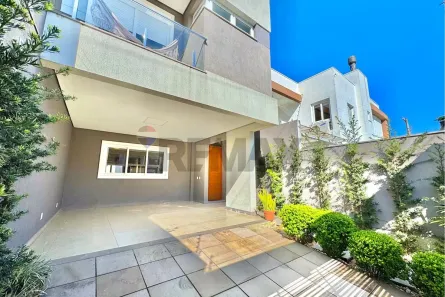 Sobrado com 3 Quartos à venda, 186m² no Estância Velha, Canoas
