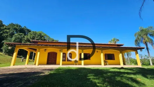 Fazenda/Sítio com 4 Quartos à venda, 550m² no Centro, Vinhedo