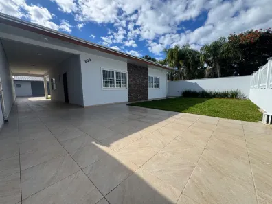 Casa com 3 Quartos à venda, 208m² no Brejatuba, Guaratuba