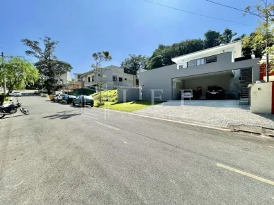 Casa de Condomínio com 3 Quartos à venda, 321m² no Granja Viana, Cotia