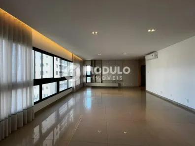 Apartamento com 3 Quartos para alugar, 185m² no Jardim Karaíba, Uberlândia
