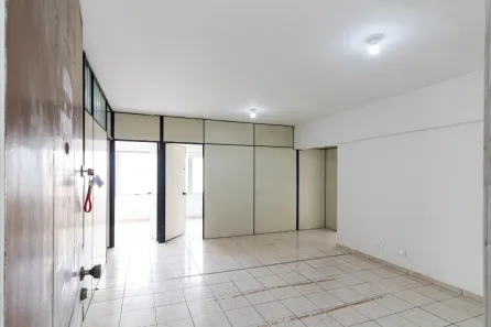 Sala Comercial à venda, 100m² no Santo Amaro, São Paulo