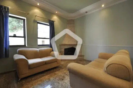 Casa com 5 Quartos à venda, 240m² no Vila Paiva, São Paulo